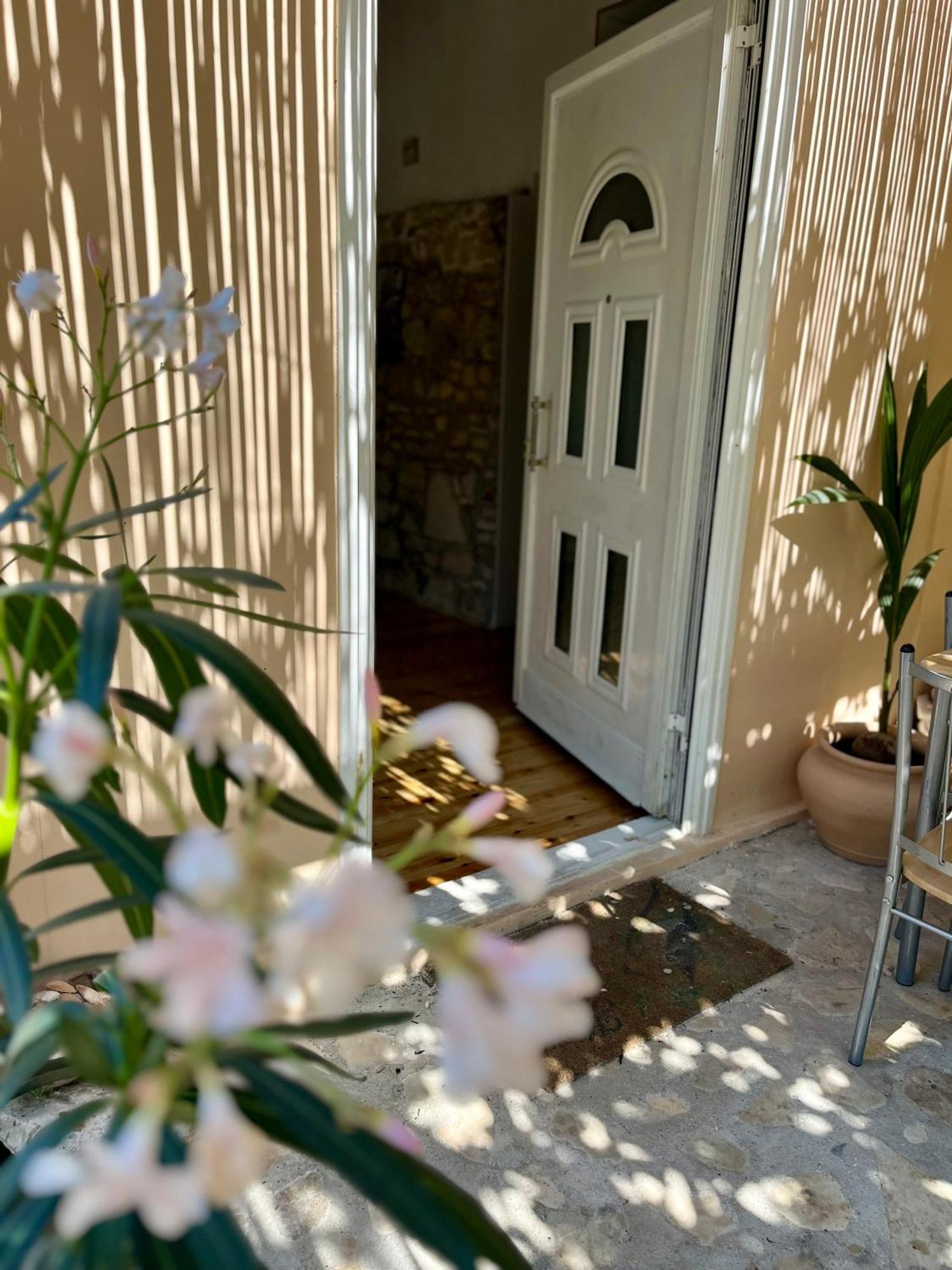 Holiday Oasis With Private Patio And Hammam-Style Bath In Chora-Pithagoreo, Samos Island Villa Pythagóreion Esterno foto